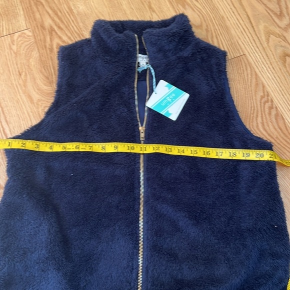 New! Umgee medium navy soft cozy zippered vest - Picture 7 of 8